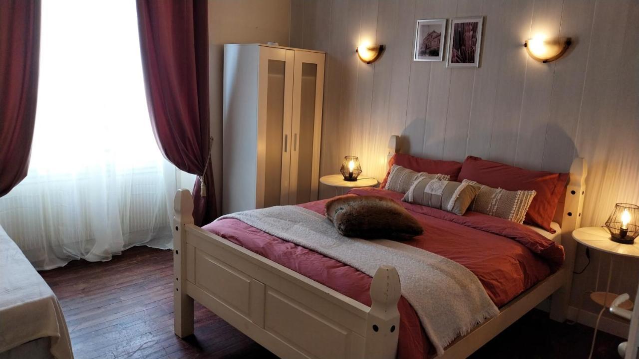 Hotel Le 7 Pompadour Arnac-Pompadour Zewnętrze zdjęcie